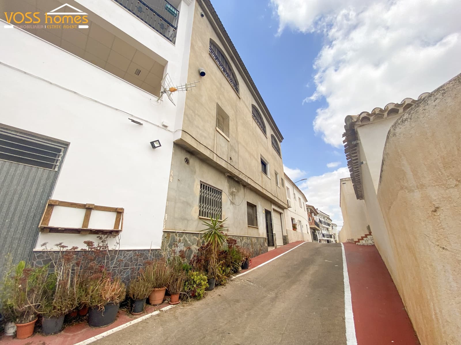 Commercial for sale in Taberno with pool - € 299,950 (Ref: 9892274)