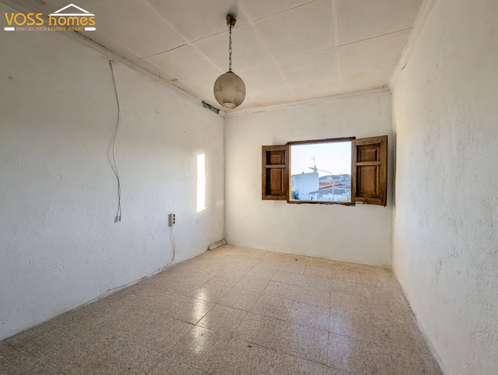 4 slaapkamer Huis te koop in Huercal-Overa - € 89.000 (Ref: 9892275)