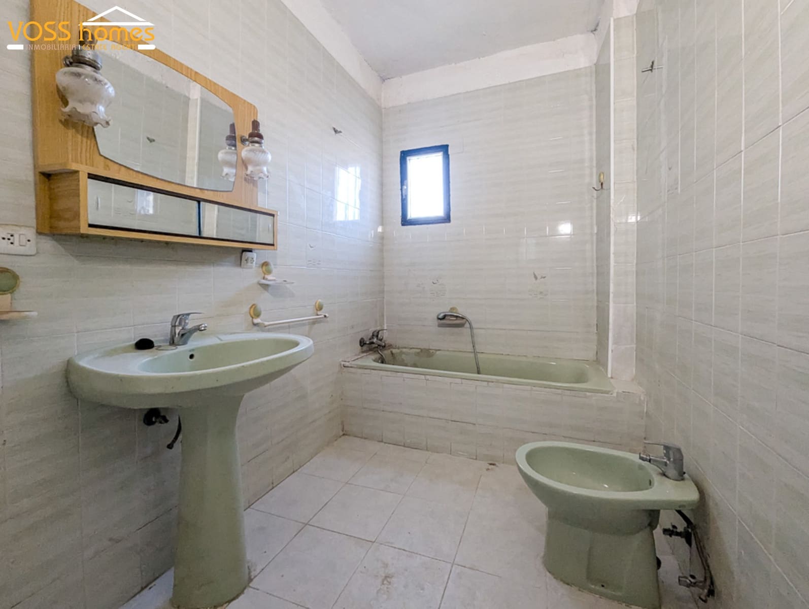 4 slaapkamer Huis te koop in Huercal-Overa - € 89.000 (Ref: 9892275)