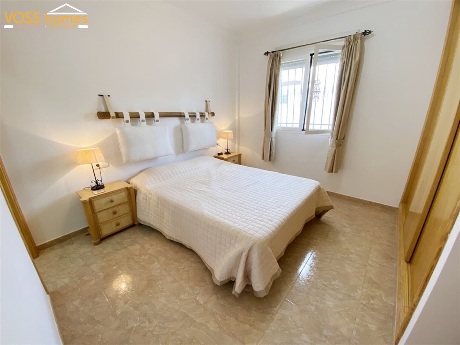 3 soveværelse Villa til salg i Huercal-Overa med swimmingpool - € 269.950 (Ref: 9902691)