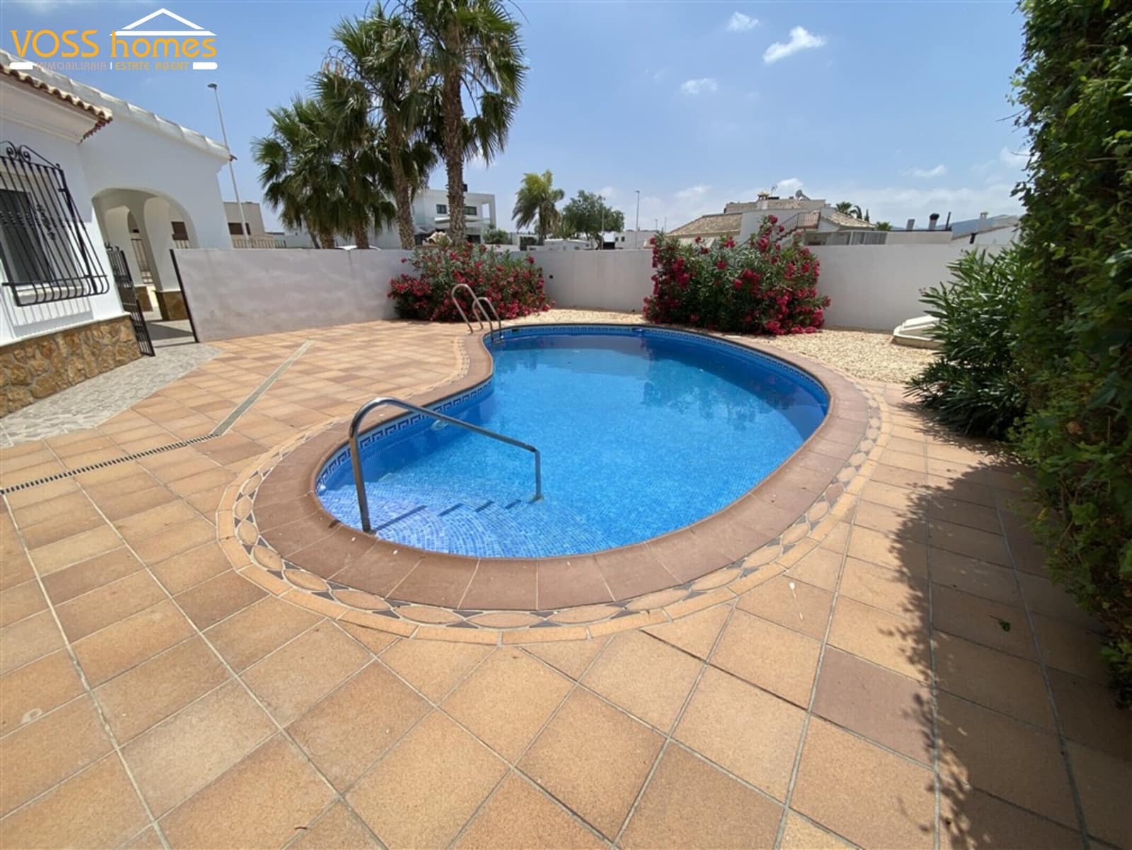 3 soveværelse Villa til salg i Huercal-Overa med swimmingpool - € 269.950 (Ref: 9902691)