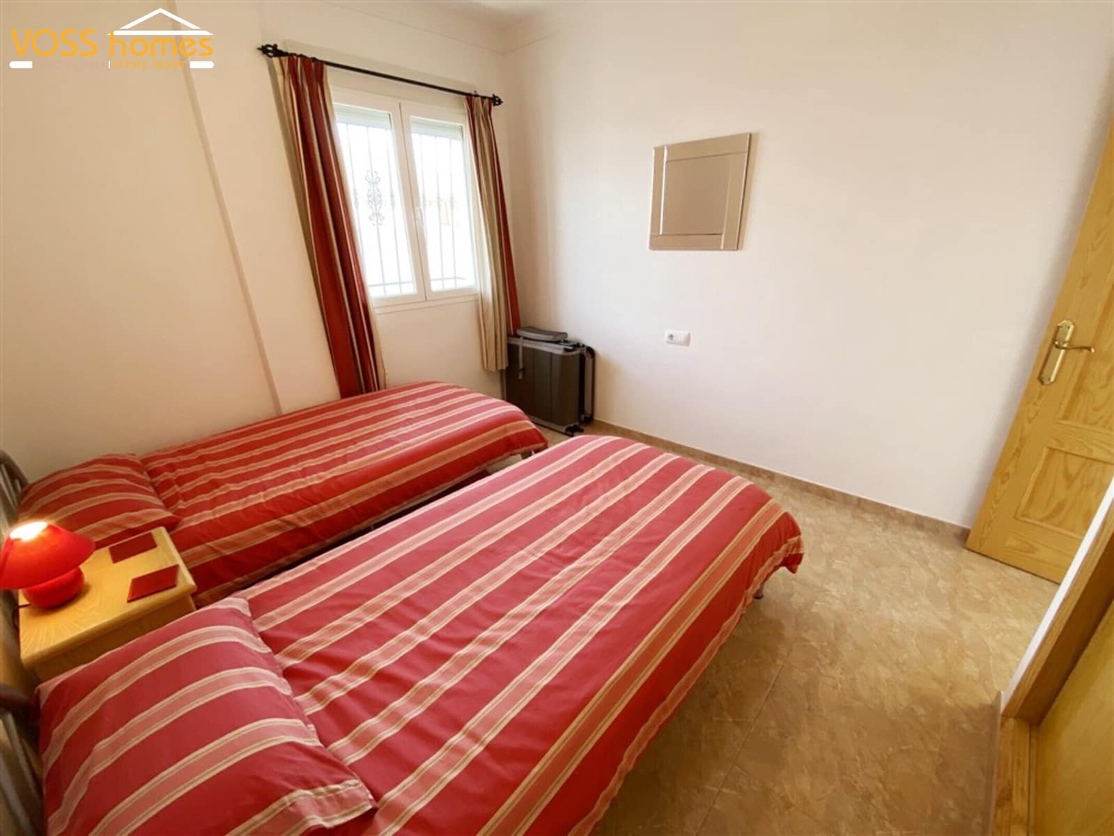 3 soveværelse Villa til salg i Huercal-Overa med swimmingpool - € 269.950 (Ref: 9902691)