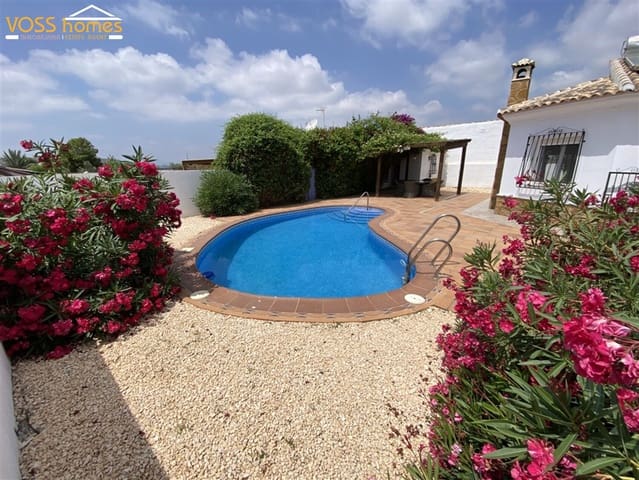 3 soveværelse Villa til salg i Huércal-Overa med swimmingpool - € 269.950 (Ref: 9902691)