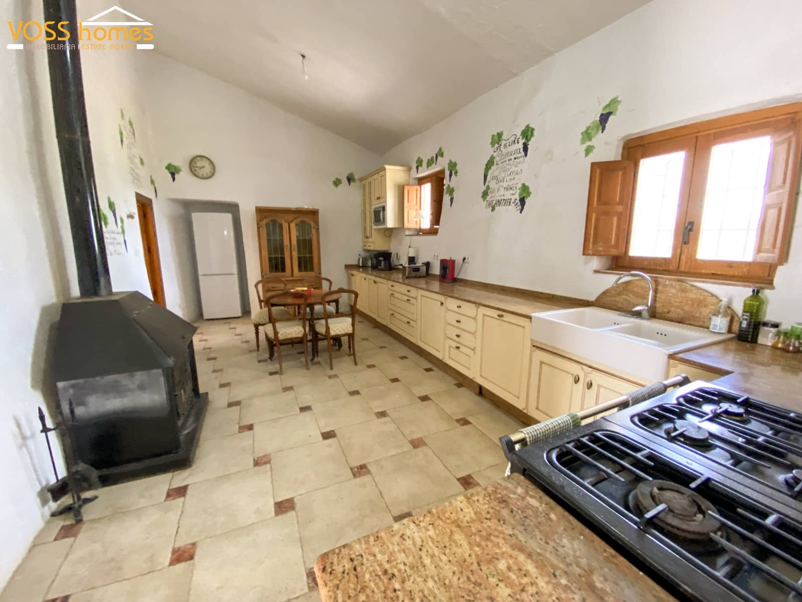 6 bedroom Finca/Country House for sale in Velez-Rubio with pool - € 349,950 (Ref: 9919071)