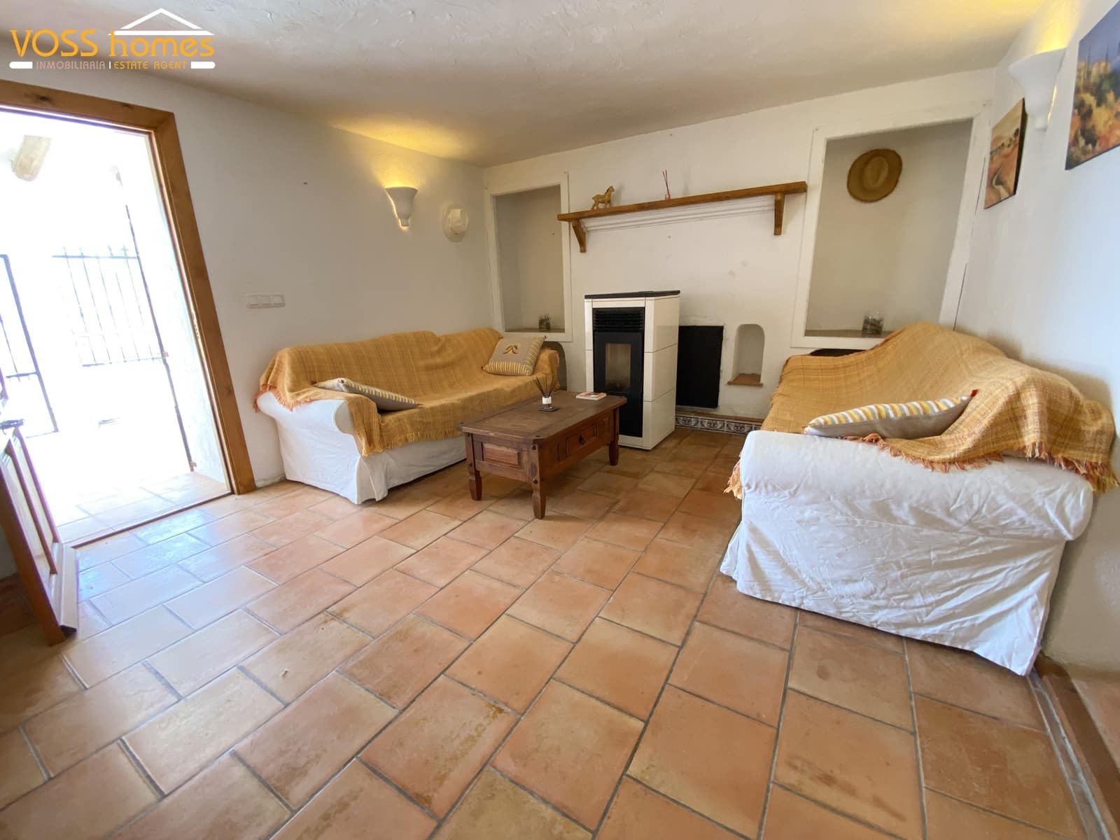 6 bedroom Finca/Country House for sale in Velez-Rubio with pool - € 349,950 (Ref: 9919071)