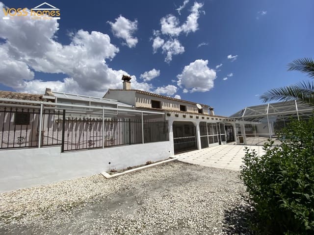 6 bedroom Finca/Country House for sale in Vélez-Rubio with pool - € 349,950 (Ref: 9919071)