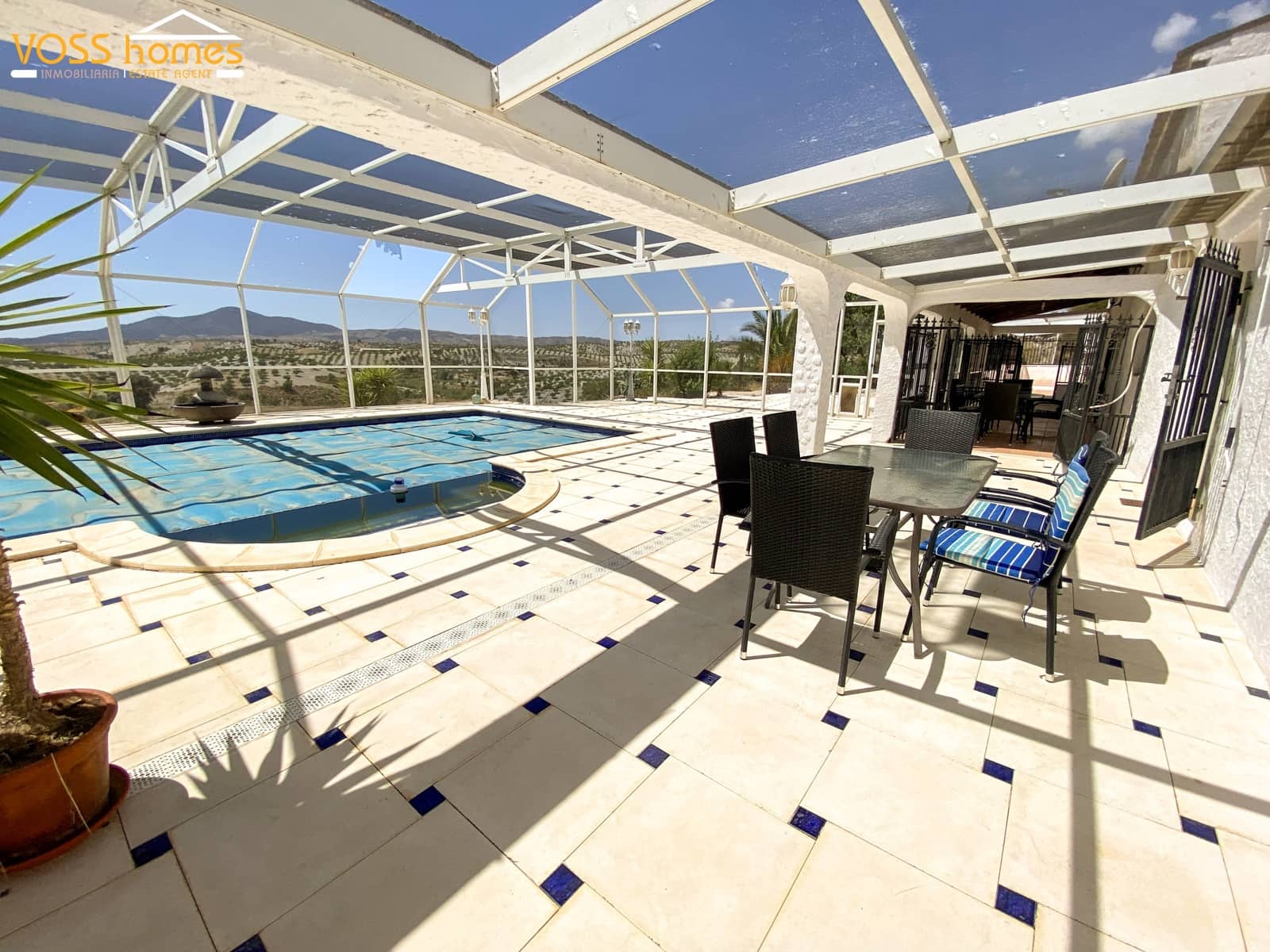 6 bedroom Finca/Country House for sale in Velez-Rubio with pool - € 349,950 (Ref: 9919071)