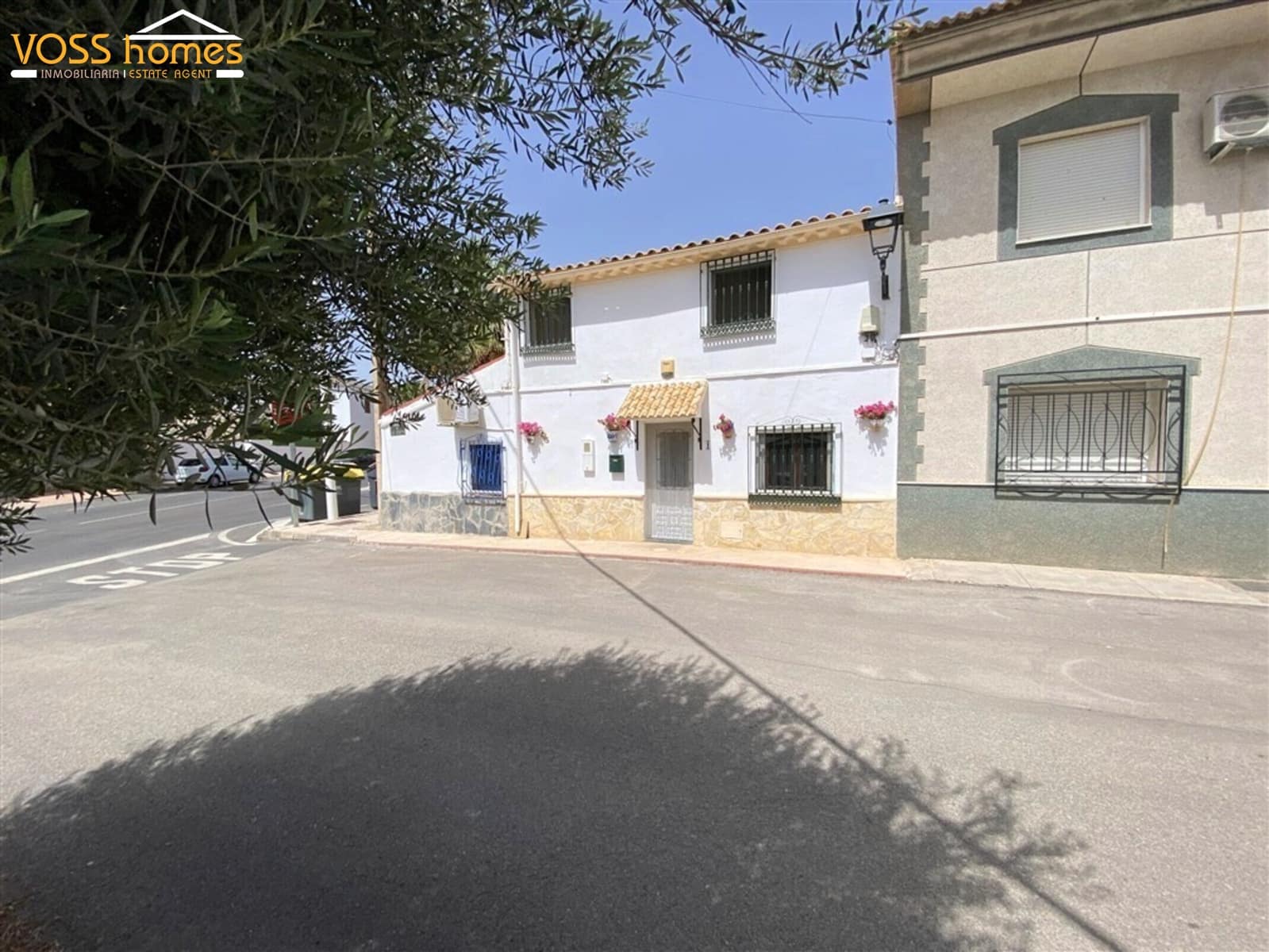 3 bedroom Townhouse for sale in La Alfoquia - € 159,950 (Ref: 9933653)