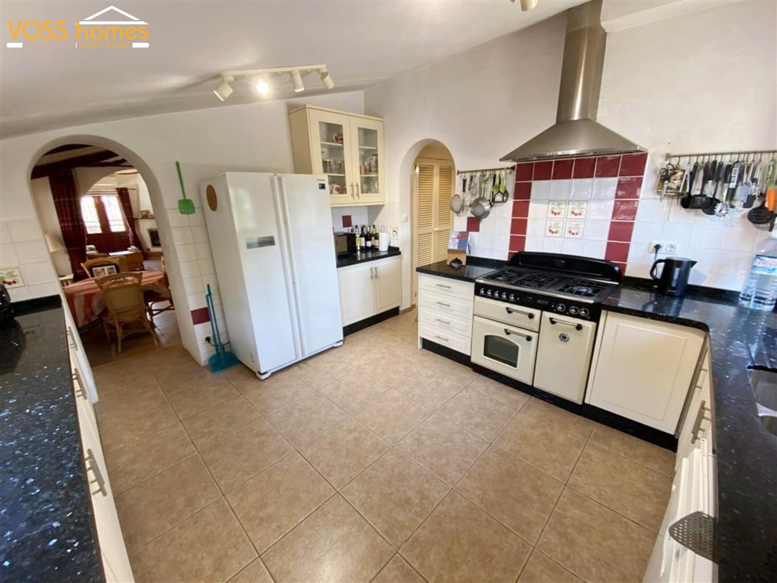 4 makuuhuone Maalaistalo myytävänä paikassa Huercal-Overa mukana uima-altaan 
autotalli - 249 950 € (Ref: 9945999)