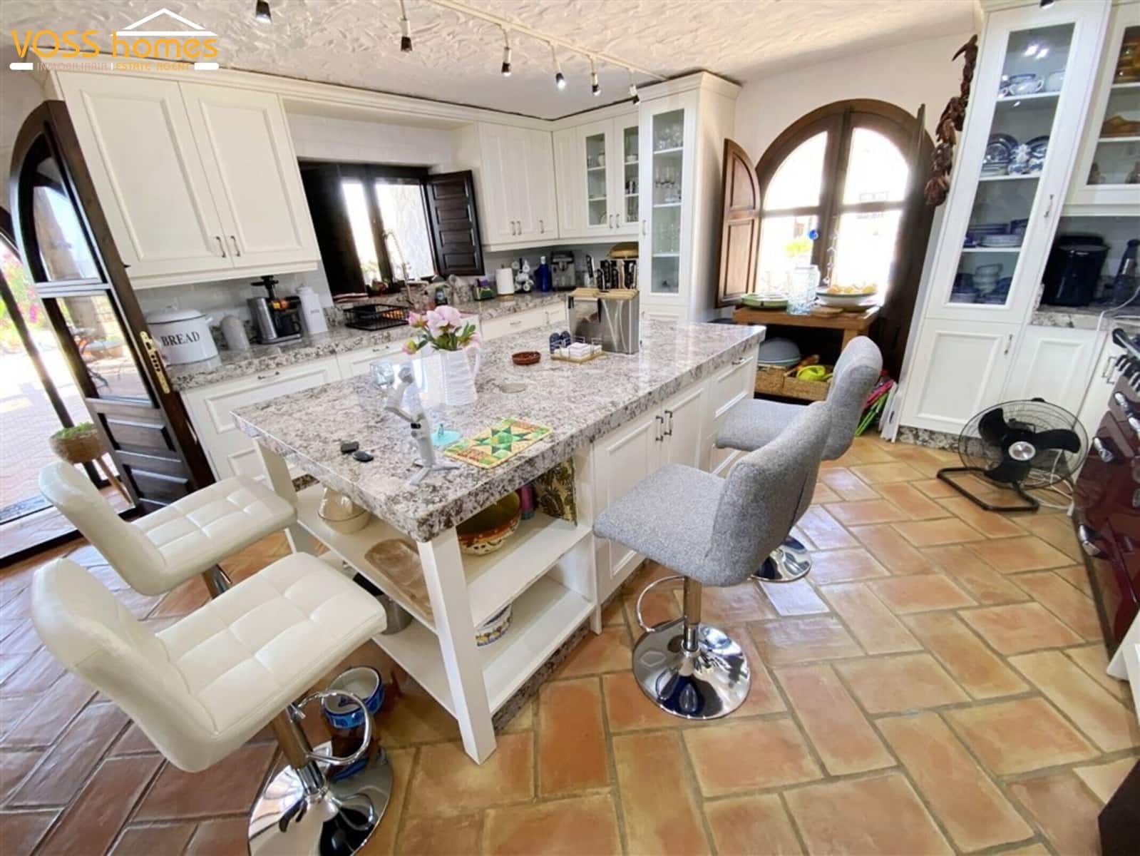 4 slaapkamer Finca/Landhuis te koop in Huercal-Overa met zwembad garage - € 499.000 (Ref: 9952005)