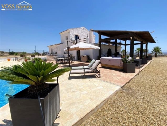 4 slaapkamer Finca/Landhuis te koop in Huércal-Overa met zwembad garage - € 499.000 (Ref: 9952005)