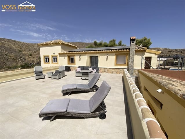4 soveværelse Finca/Landehus til salg i Huércal-Overa med swimmingpool garage - € 379.950 (Ref: 9978476)