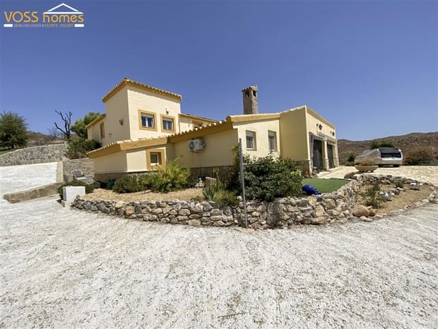 4 soveværelse Finca/Landehus til salg i Huércal-Overa med swimmingpool garage - € 379.950 (Ref: 9978476)