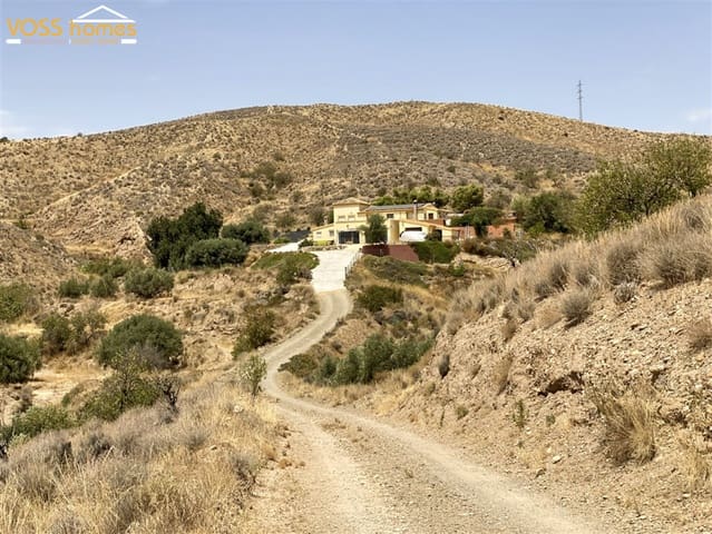 4 soveværelse Finca/Landehus til salg i Huércal-Overa med swimmingpool garage - € 379.950 (Ref: 9978476)