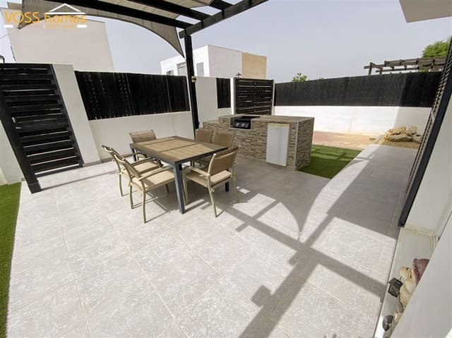 Chalet de 3 habitaciones en La Alfoquia, Zurgena en venta con piscina garaje - 199.950 € (Ref: 9983156)