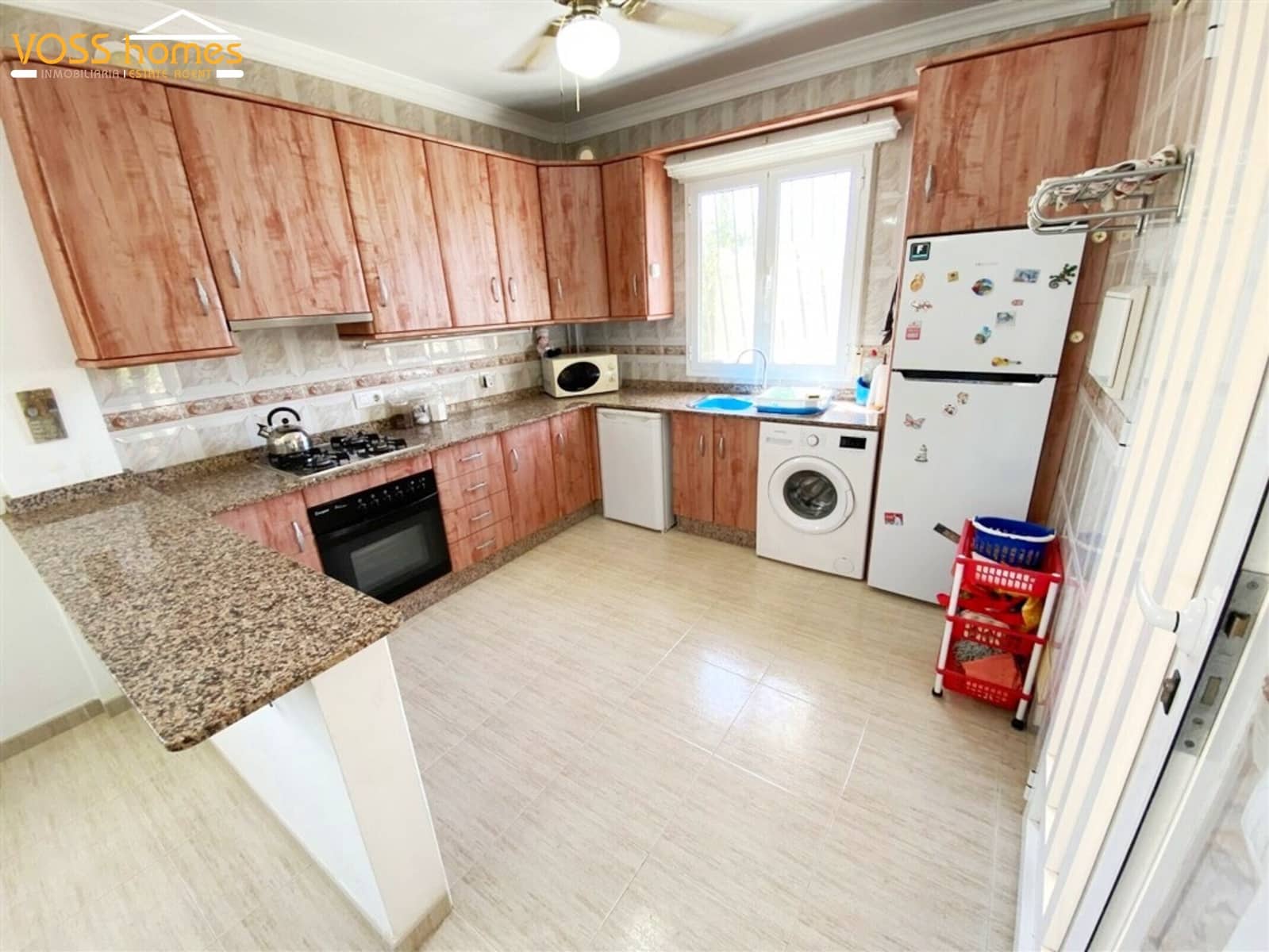 Chalet de 3 habitaciones en Huércal-Overa en venta con piscina garaje - 189.950 € (Ref: 9999373)