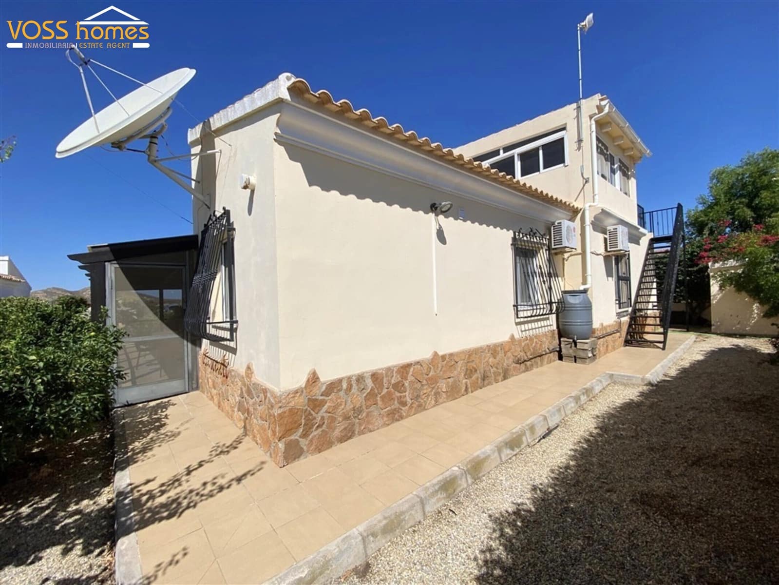 Chalet de 3 habitaciones en Huércal-Overa en venta con piscina garaje - 189.950 € (Ref: 9999373)