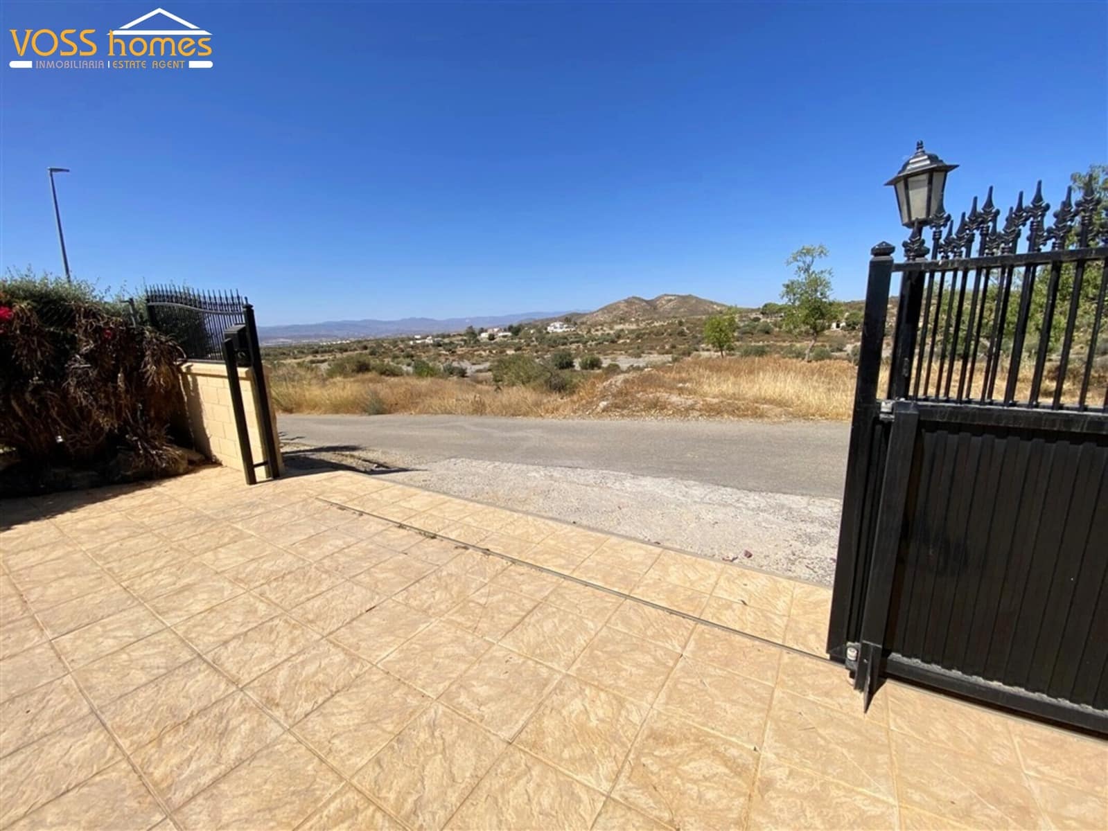 Chalet de 3 habitaciones en Huércal-Overa en venta con piscina garaje - 189.950 € (Ref: 9999373)