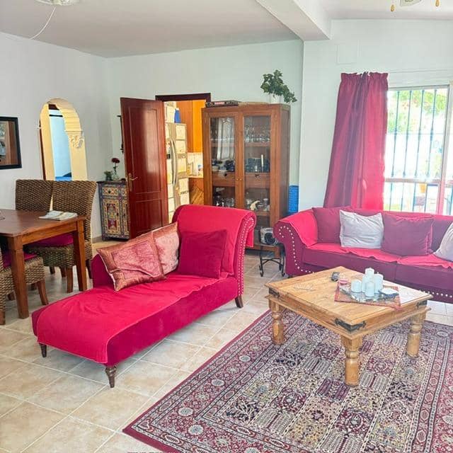 3 makuuhuone Huvila myytävänä paikassa Pago del Humo mukana uima-altaan - 275 000 € (Ref: 10022619)