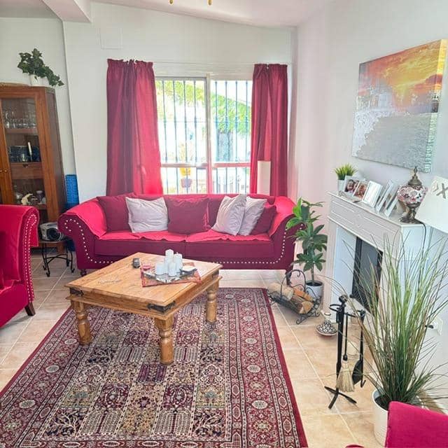 3 makuuhuone Huvila myytävänä paikassa Pago del Humo mukana uima-altaan - 275 000 € (Ref: 10022619)
