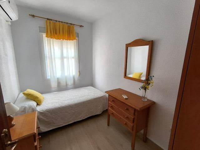 3 camera da letto Villetta a Schiera da affittare in Chiclana de la Frontera con piscina - 800 € (Rif: 10055486)