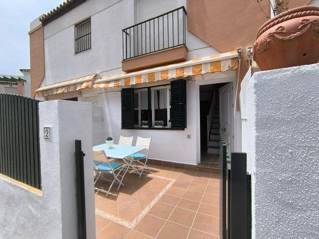 3 camera da letto Villetta a Schiera da affittare in Chiclana de la Frontera - 800 € (Rif: 10055486)