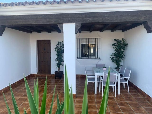 3 makuuhuone Huvila vuokrattavana paikassa Chiclana de la Frontera mukana uima-altaan - 1 200 € (Ref: 10136272)