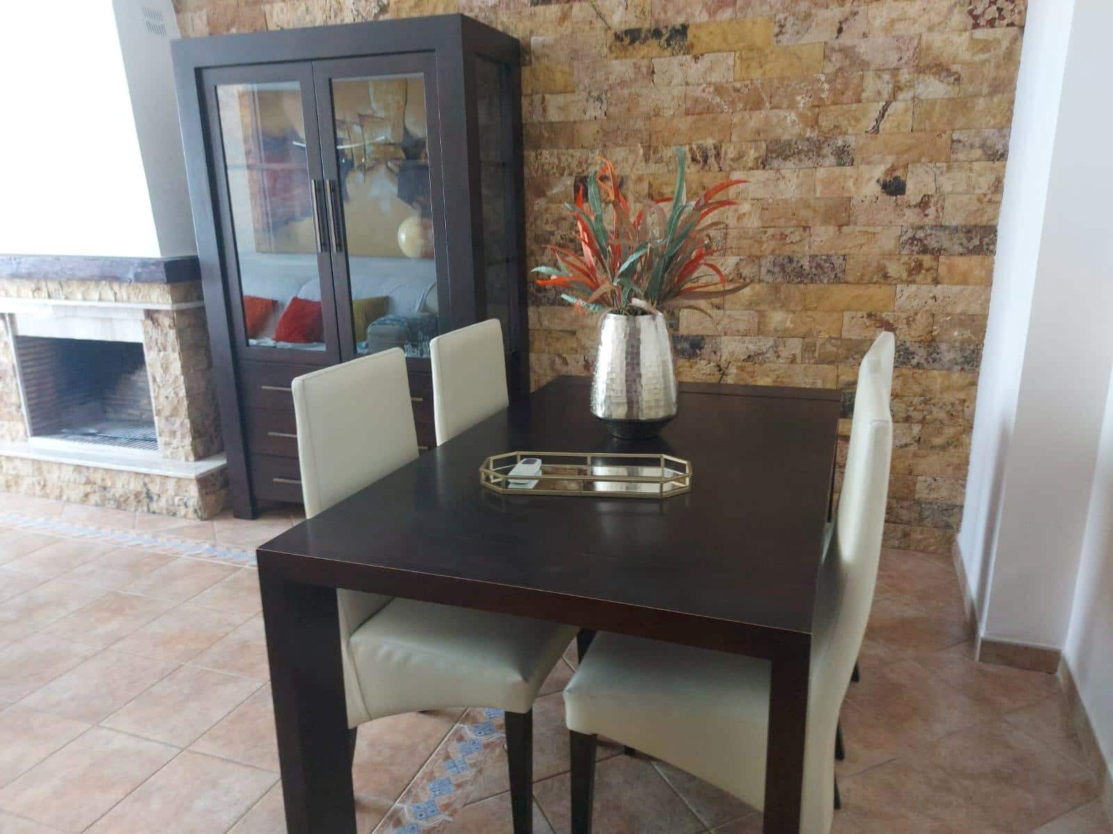 3 makuuhuone Huvila vuokrattavana paikassa Chiclana de la Frontera mukana uima-altaan - 1 200 € (Ref: 10136272)