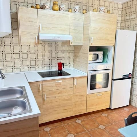 2 Zimmer Villa zu vermieten in Chiclana de la Frontera mit Pool - 1.000 € (Ref: 10136273)