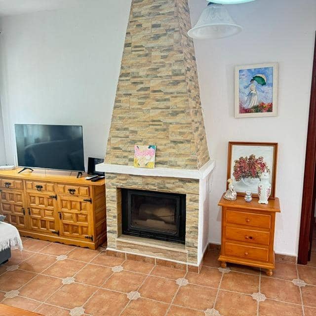2 makuuhuone Huvila vuokrattavana paikassa Chiclana de la Frontera mukana uima-altaan - 1 000 € (Ref: 10136273)