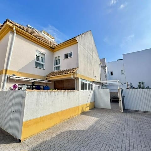 4 camera da letto Villetta a Schiera in vendita in San Fernando con garage - 399.000 € (Rif: 10165204)