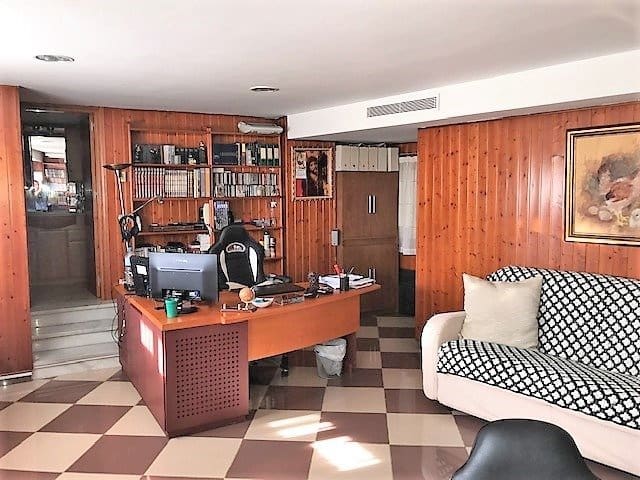 4 sovrum Villa till salu i Chiclana de la Frontera - 450 000 € (Ref: 6366459)