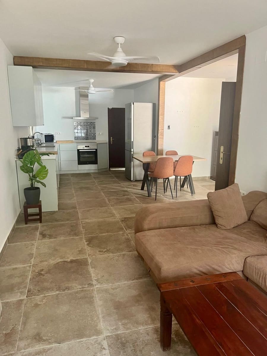 3 quarto Moradia para venda em Chiclana de la Frontera com piscina - 390 000 € (Ref: 6572280)