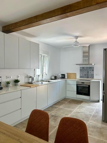 3 quarto Moradia para venda em Chiclana de la Frontera com piscina - 390 000 € (Ref: 6572280)