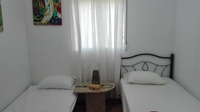 3 makuuhuone Huvila myytävänä paikassa Chiclana de la Frontera mukana uima-altaan 
autotalli - 290 000 € (Ref: 6572281)