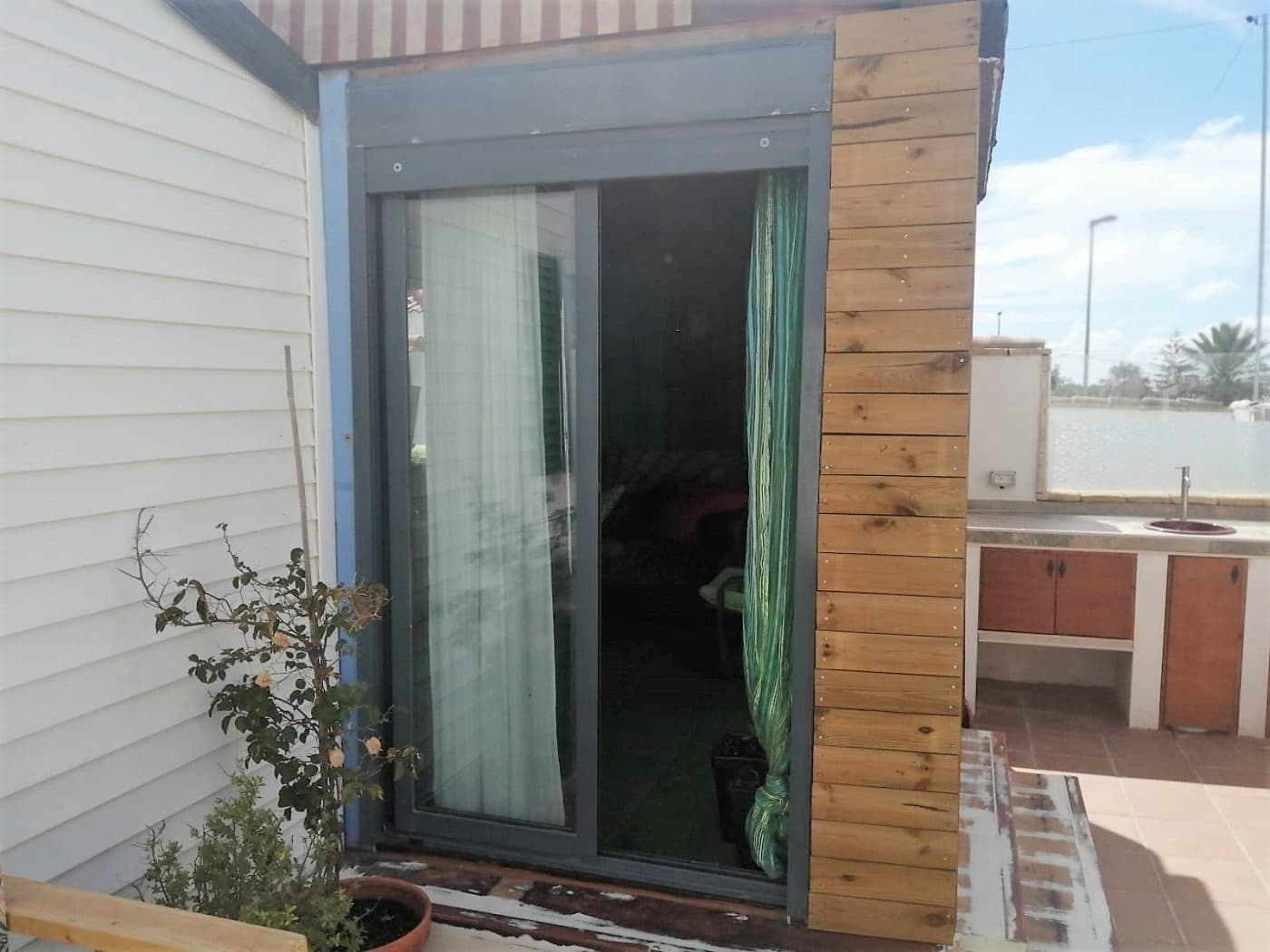 2 bedroom Bungalow for holiday rental in Chiclana de la Frontera with pool - € 1,195 (Ref: 6572286)