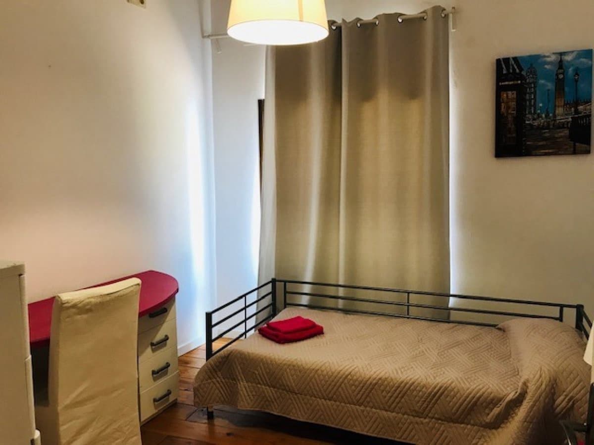 Villa/Maison de 4 chambres à louer à Chiclana de la Frontera avec piscine - 1 300 € (Ref: 6574345)