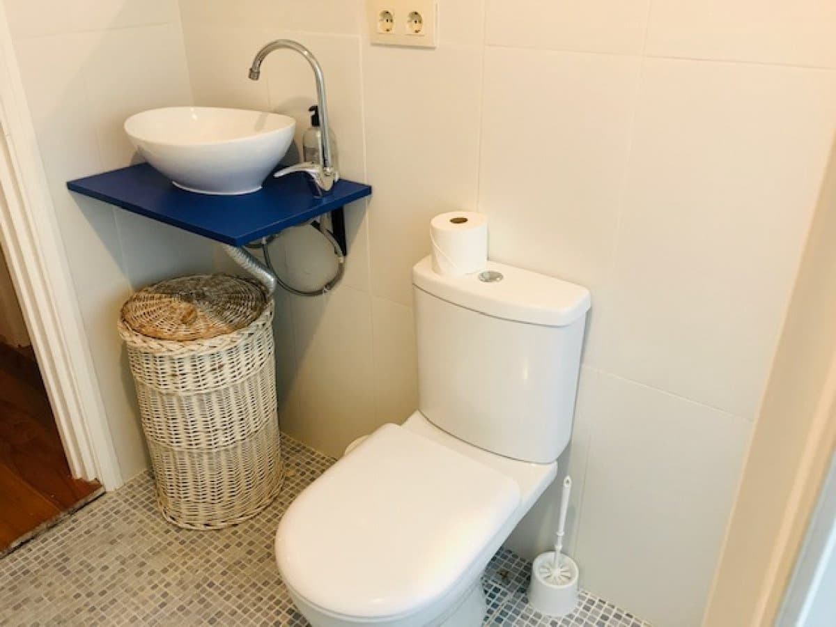 Villa/Maison de 4 chambres à louer à Chiclana de la Frontera avec piscine - 1 300 € (Ref: 6574345)