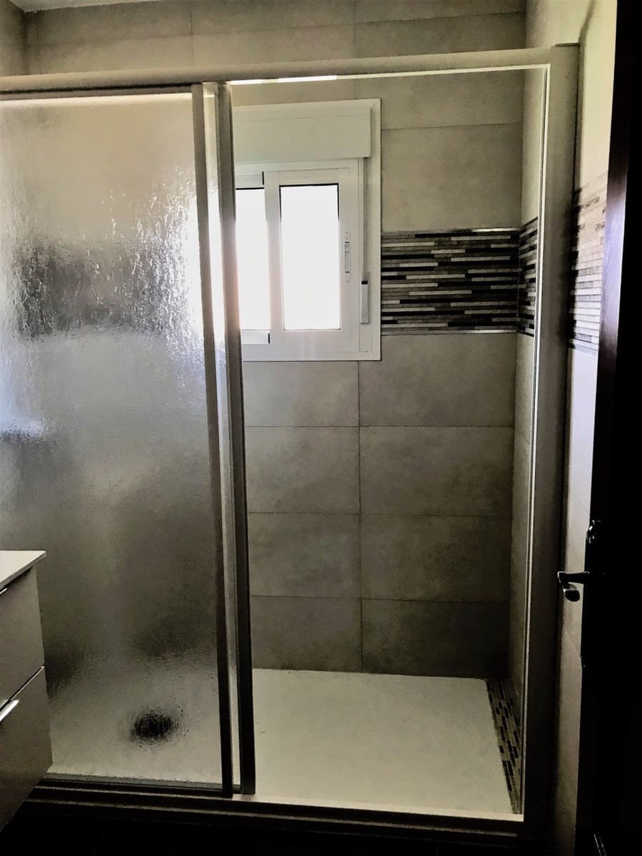 4 sypialnia Willa na kwatery wakacyjne w Chiclana de la Frontera z basenem - 1 380 € (Ref: 6694185)