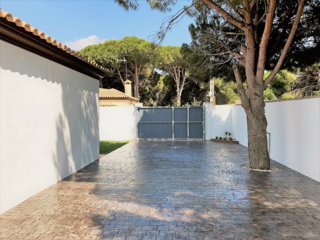 4 Zimmer Ferienvilla in Chiclana de la Frontera mit Pool - 1.380 € (Ref: 6694185)
