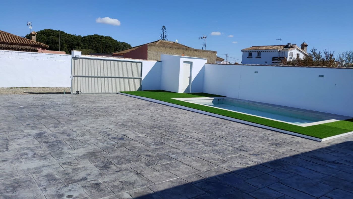 3 Zimmer Villa zu verkaufen in Chiclana de la Frontera mit Pool - 330.000 € (Ref: 6705121)