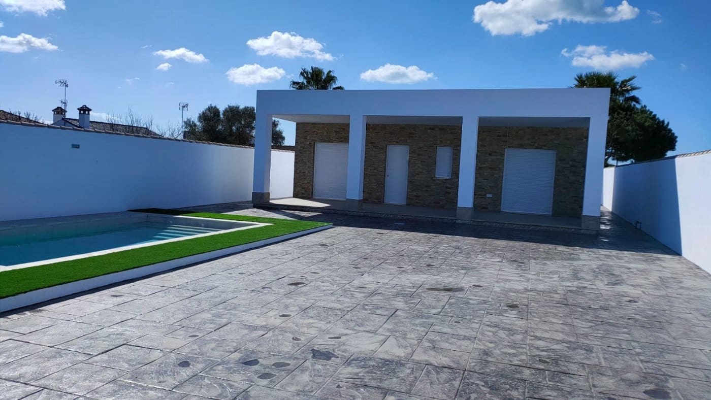 3 Zimmer Villa zu verkaufen in Chiclana de la Frontera mit Pool - 330.000 € (Ref: 6705121)