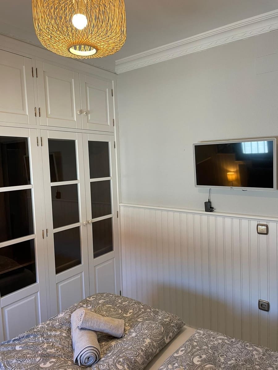 3 sypialnia Willa na kwatery wakacyjne w Chiclana de la Frontera z garażem - 2 000 € (Ref: 6733883)