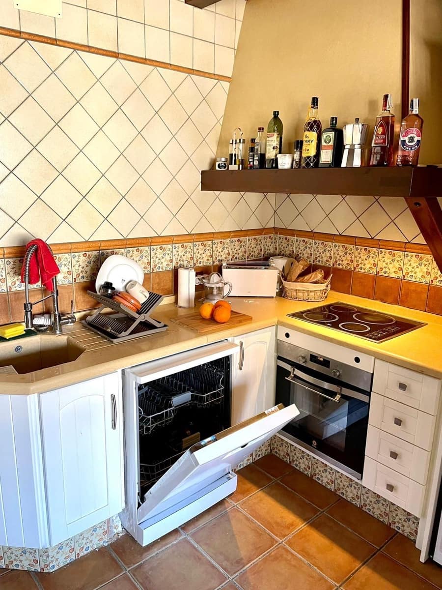 3 sypialnia Willa na kwatery wakacyjne w Chiclana de la Frontera z garażem - 2 000 € (Ref: 6733883)