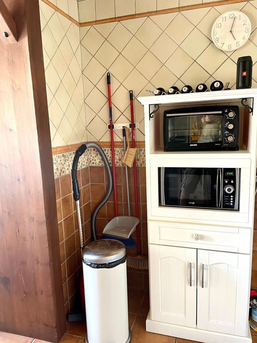 3 sypialnia Willa na kwatery wakacyjne w Chiclana de la Frontera z garażem - 2 000 € (Ref: 6733883)
