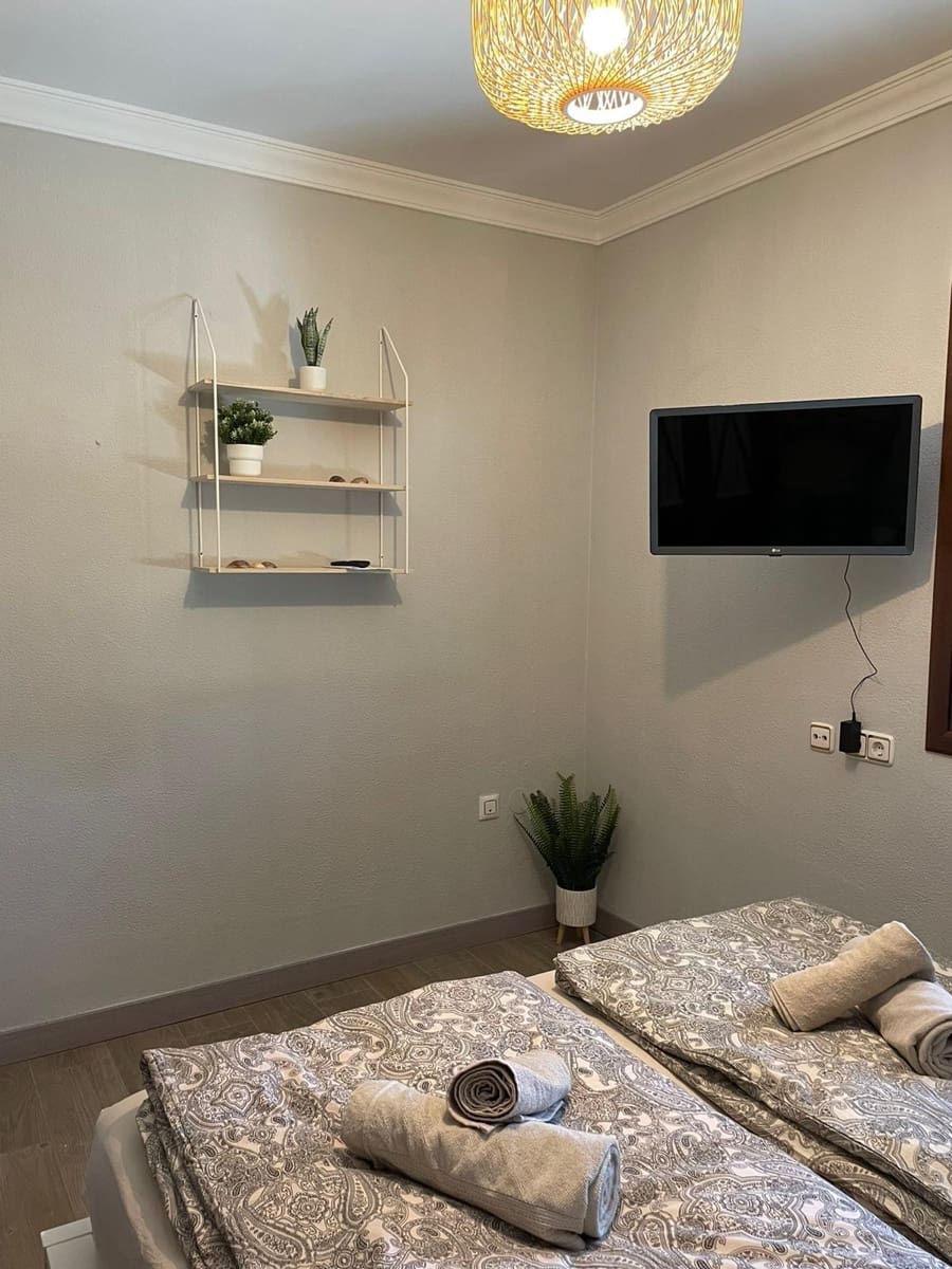 3 sypialnia Willa na kwatery wakacyjne w Chiclana de la Frontera z garażem - 2 000 € (Ref: 6733883)