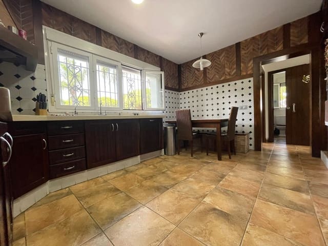 3 chambre Villa/Maison à vendre à Chiclana de la Frontera avec piscine garage - 750 000 € (Ref: 6733884)