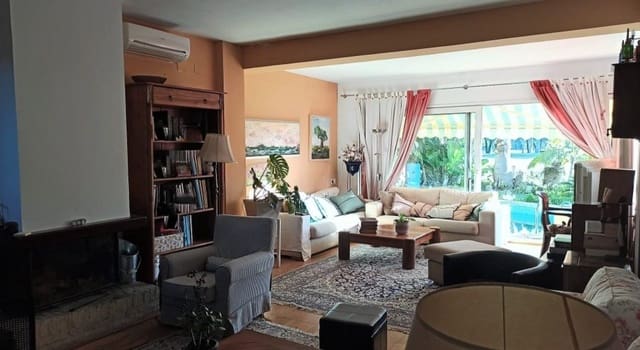 5 soverom Villa til salgs i Novo Sancti Petri, Chiclana de la Frontera med svømmebasseng garasje - € 1 332 500 (Ref: 6795466)