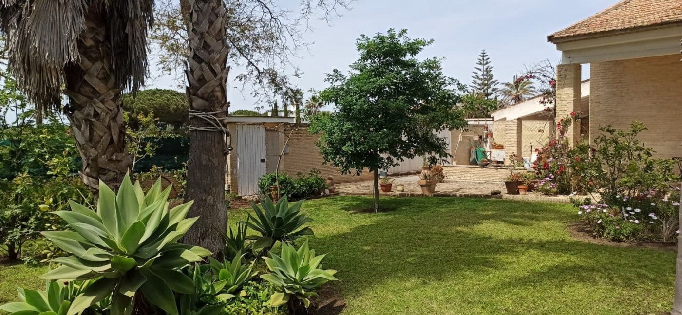 5 soverom Villa til salgs i Novo Sancti Petri med svømmebasseng garasje - € 1 332 500 (Ref: 6795466)