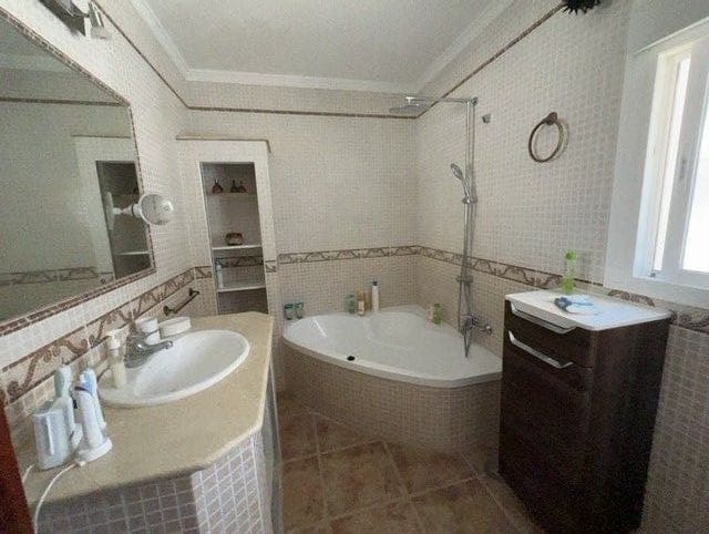 4 camera da letto Villa da affitare come casa vacanza in Chiclana de la Frontera con piscina - 2.250 € (Rif: 6800500)